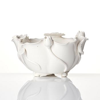 A large dehua/blanc de chine lotus bowl, late Qing dynasty/early 20th century.