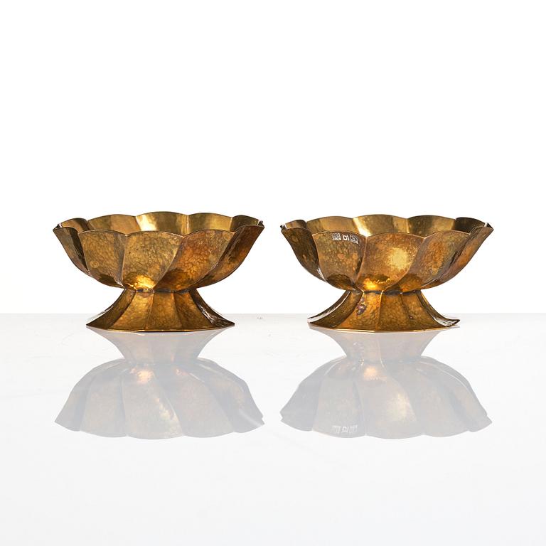 Josef Hoffmann, a pair of brass bowls, Wiener Werkstätte, Austria ca 1920.