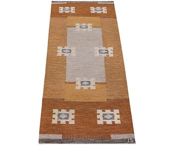 Ingegerd Silow, a runner carpet, flat weave, Sweden, signed IS, c. 253 x 83 cm.