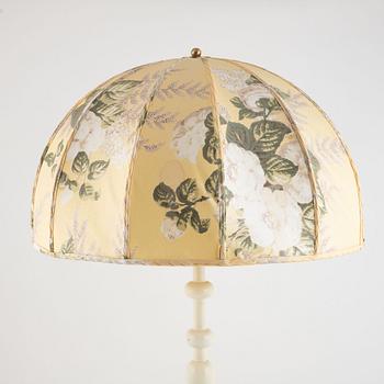 Josef Frank, bordslampa, modell 2563, Firma Svenskt Tenn.