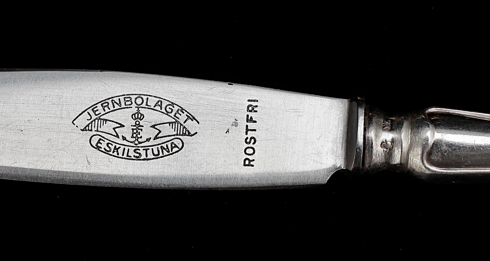 BESTICKSERVIS, 112 delar, silver, "Chippendale", A G Dufva, 1924 resp 1926. Totalvikt 3500 g.
