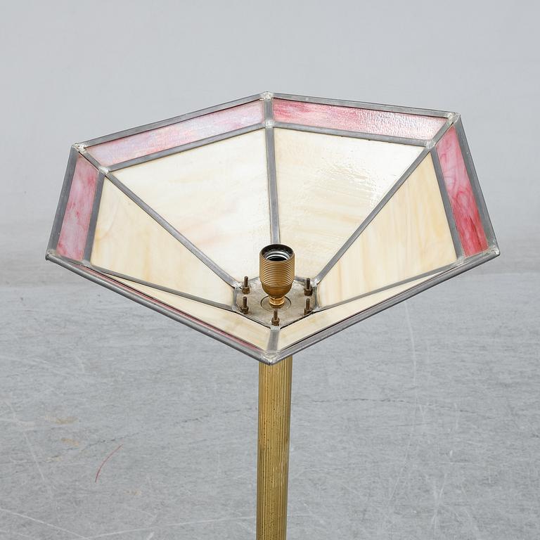 A pair of lamps, second hanf of the 20th Century.