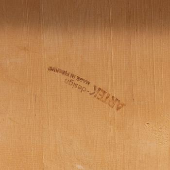 Aulis Leinonen, a model 200 writing desk, Artek, mid 20th century.