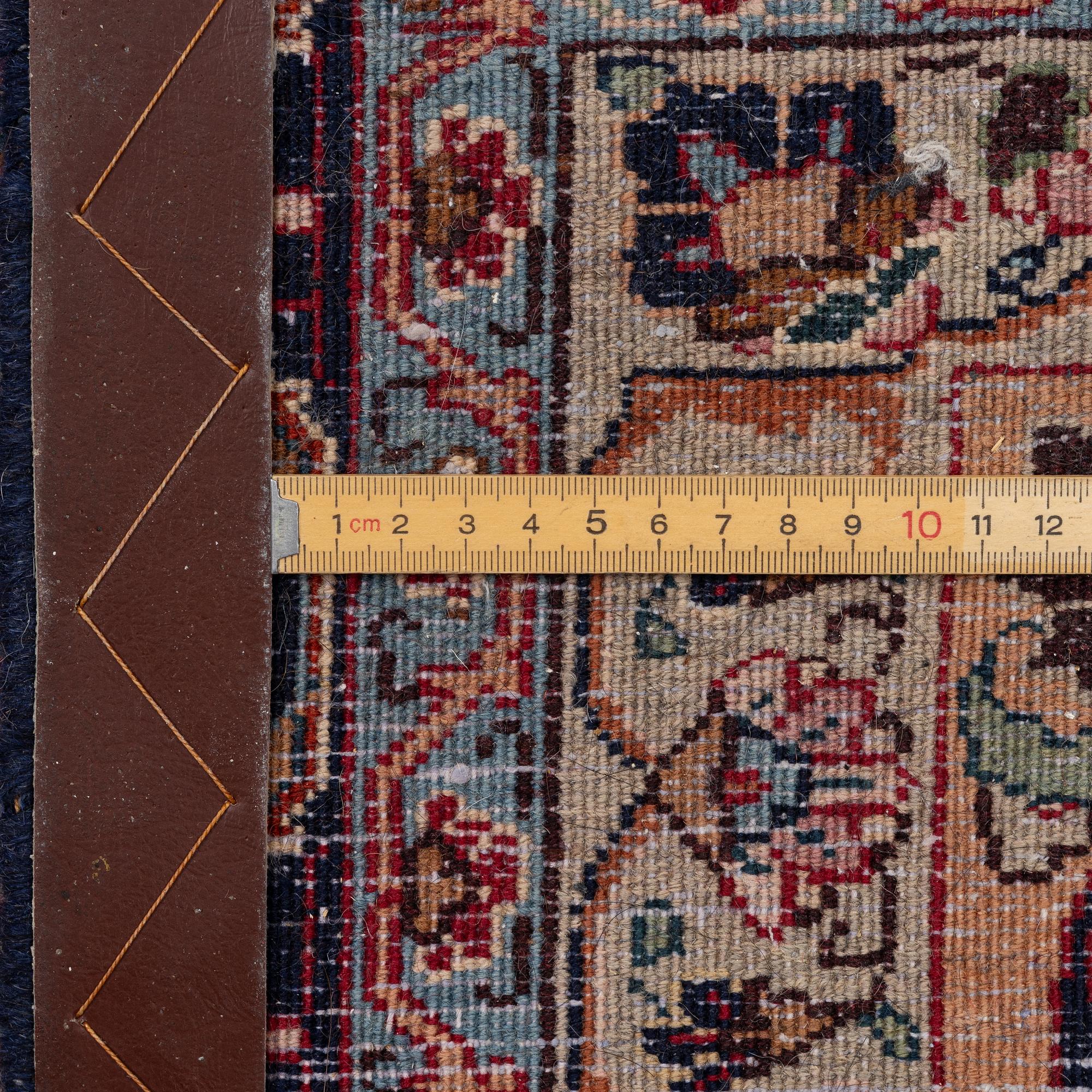 Matta, Najafabad, ca 385 x 290 cm.