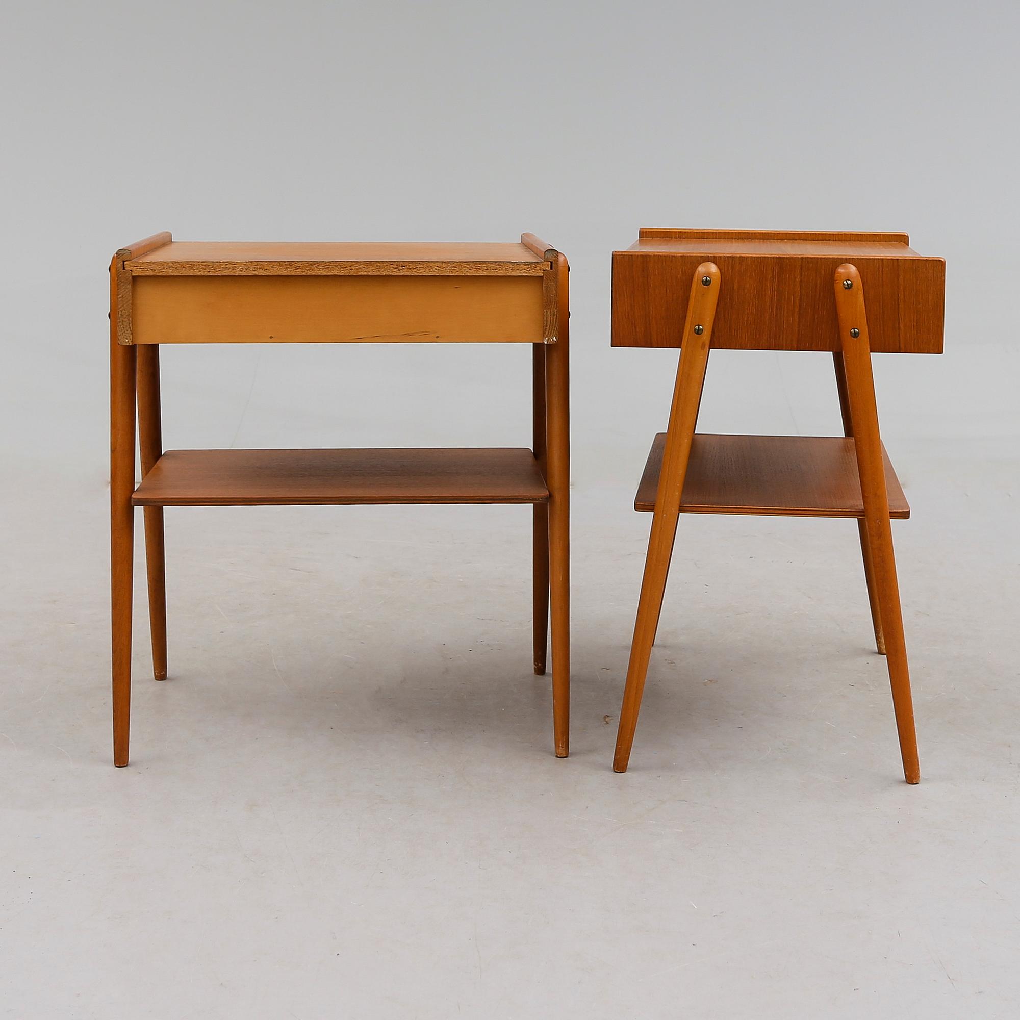 SÄNGBORD, 1 par, Carlström & Co Möbelfabrik, 1900-talets mitt.