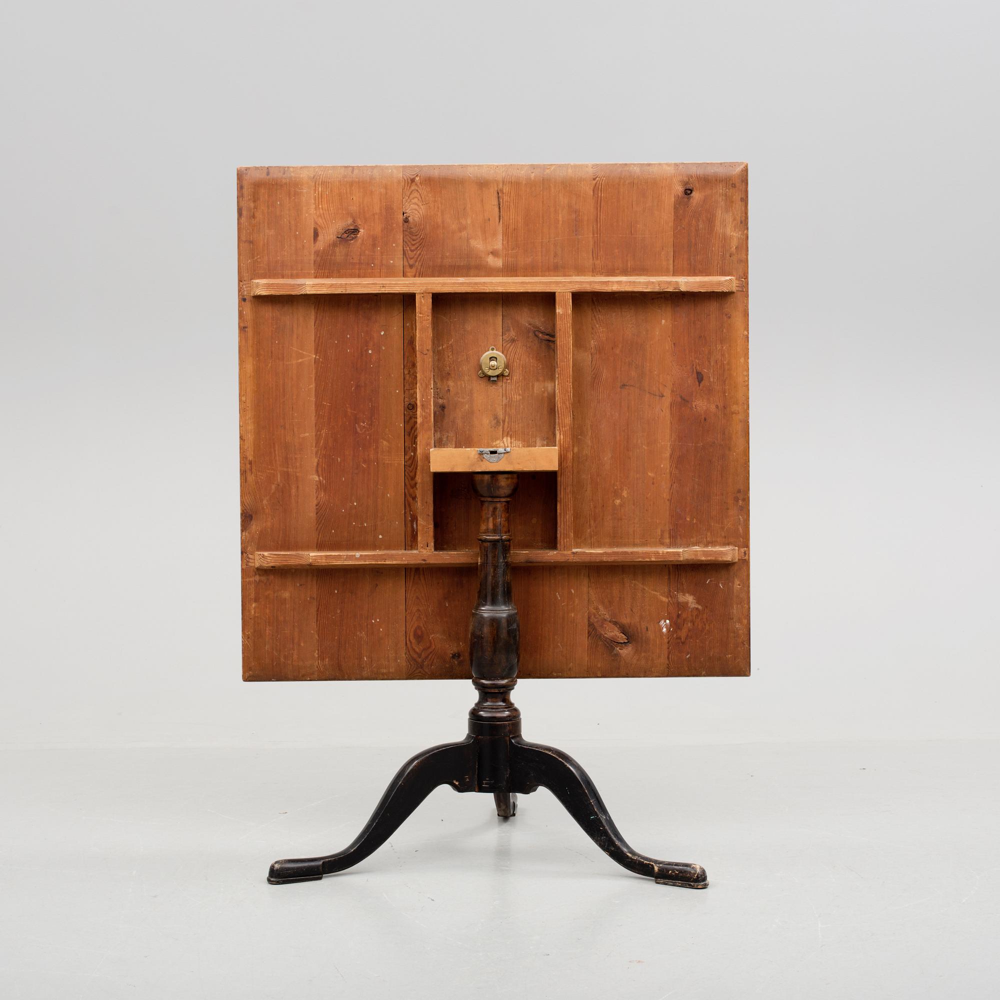 FÄLLBORD, 1800-talets första hälft.