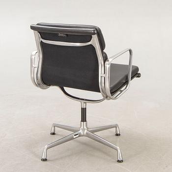 Charles & Ray Eames, Desk Chair, "EA 207 Soft Pad Chair", Vitra.