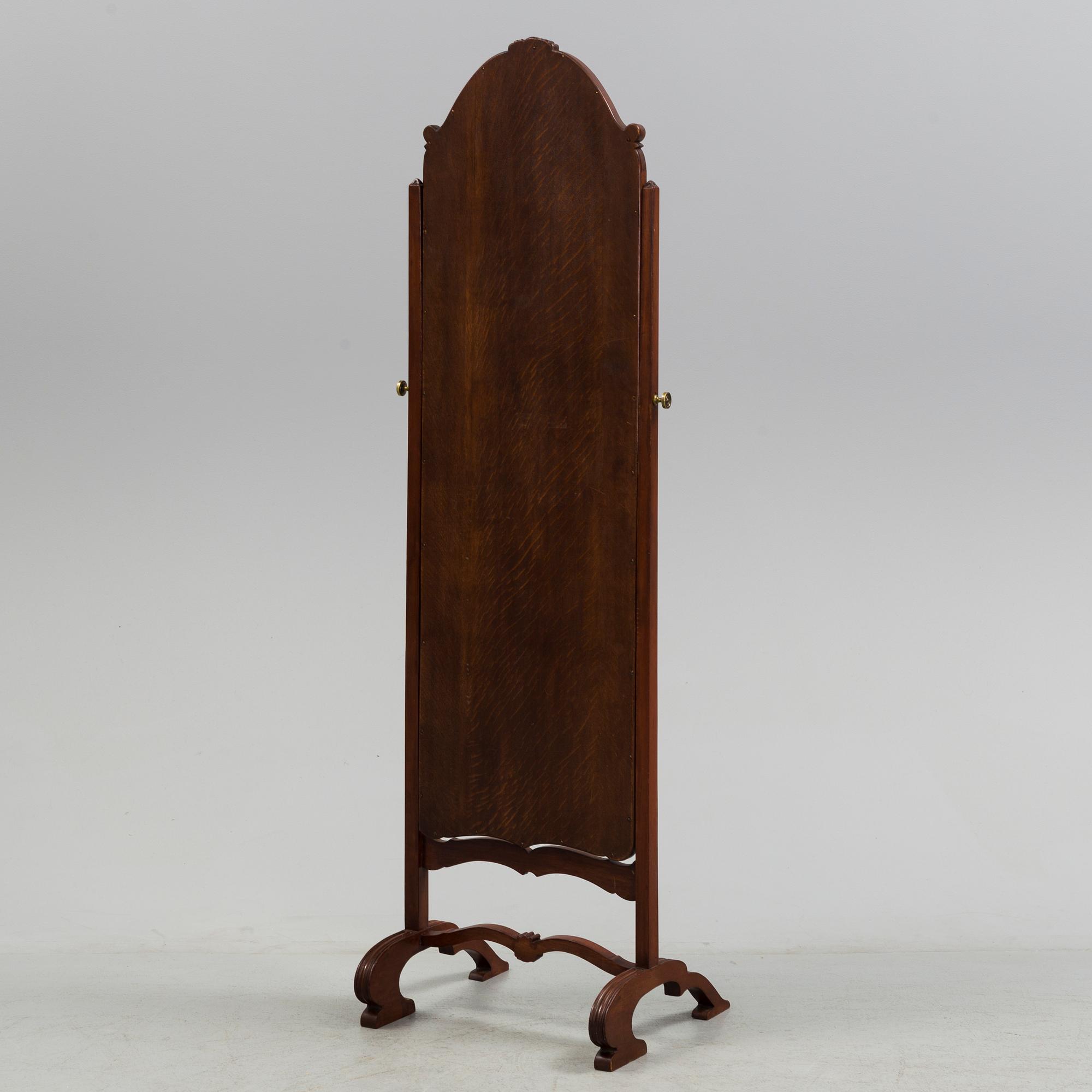 GOLVSPEGEL, omkring år 1900.