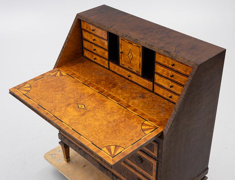 Sekretär,  Swedish Grace, 1900-talets första hälft.