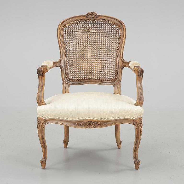 KARMSTOL,  Louis XV stil, 1900-tal.