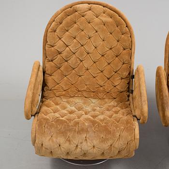 VERNER PANTON, a pair of 1970's "System 1-2-3" lounge chairs.