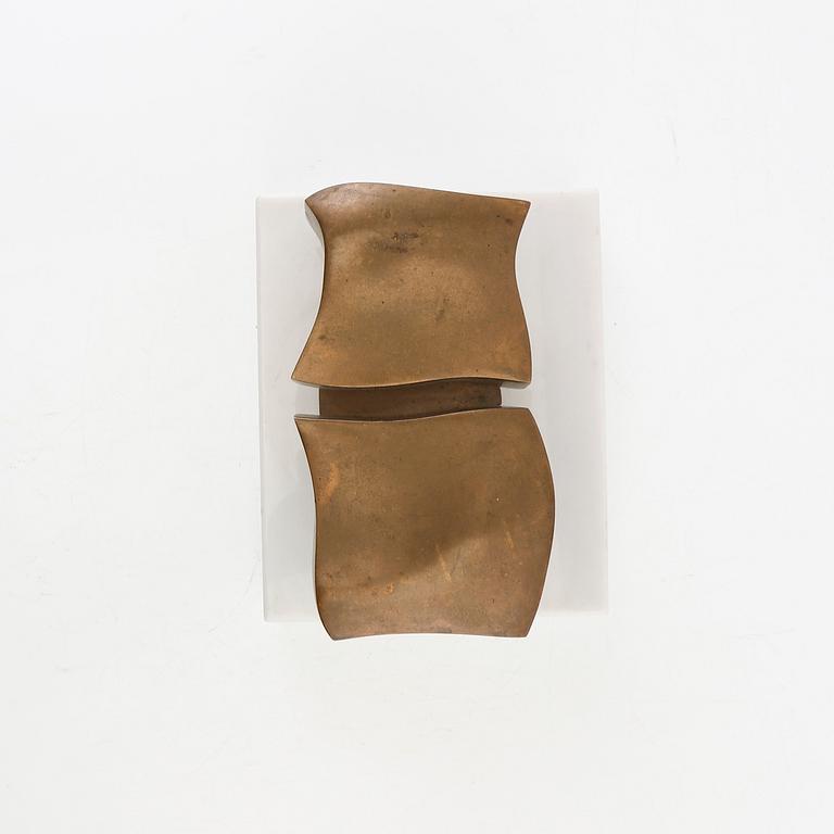 José Luis Sanchez, sculpture Untitled.