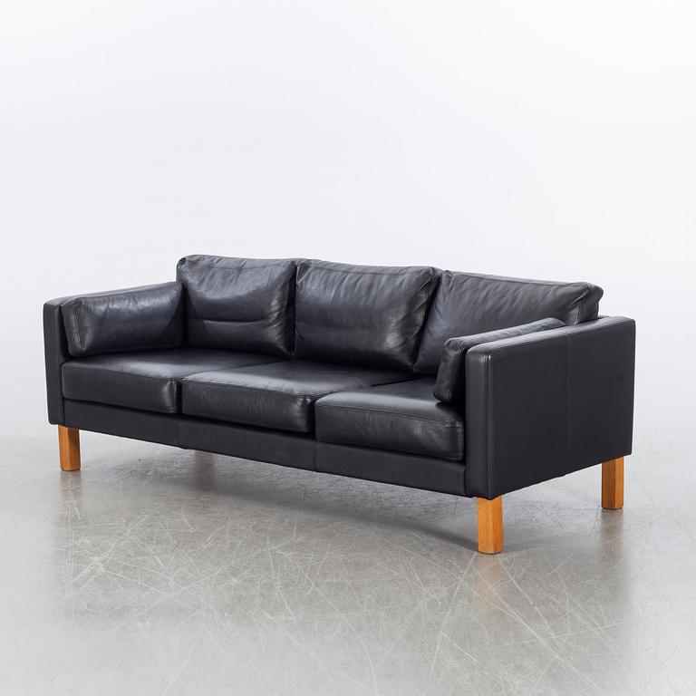 SOFFA, "Samsø", Poul Erik Rysgaard och Egon Jensen för Saxo Living, Danmark, 2000-tal.