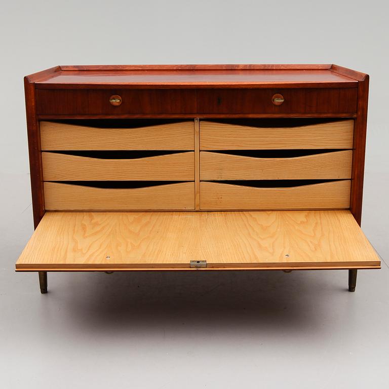 SIDEBOARD, 1900-talets andra hälft.