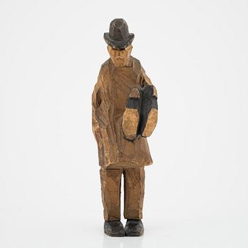 Axel Petersson Döderhultarn, skulptur, signerad. Delvis bemålat trä, höjd 26 cm.