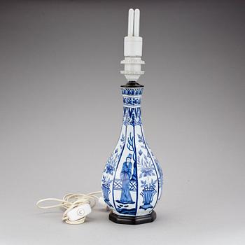 BORDSLAMPA, fajans. Holland, 17/1800-tal.