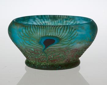 A Daum Art Nouveau cameo glass bowl, Nancy, France.
