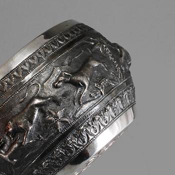 SKÅL, silver, troligen Indien, 1900-tal, vikt 293 gram.
