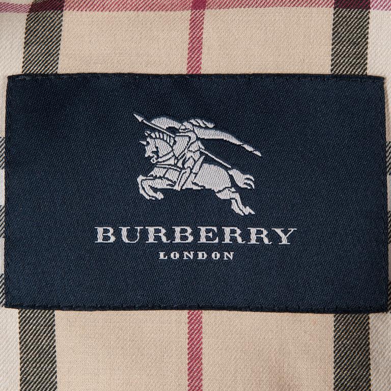 JACKA, Burberry.