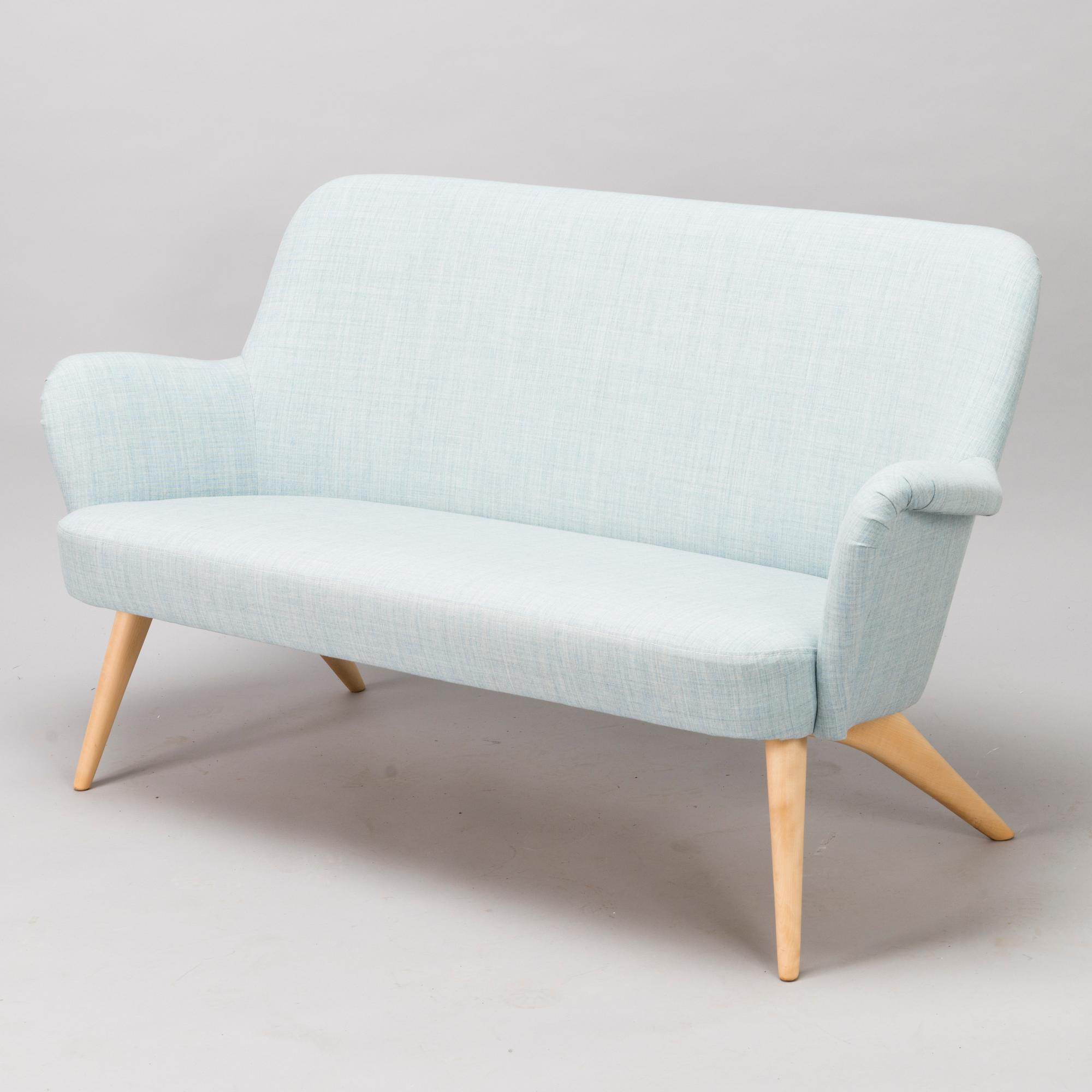 CARL GUSTAF HIORT AF ORNÄS, soffa, "Pedro", Puunveisto Oy - Träsnideri Ab, 1900-talets mitt.