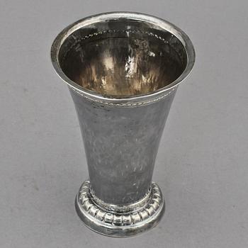 BÄGARE, silver, utländska stmpl, 1900-tal. Vikt 165 g.