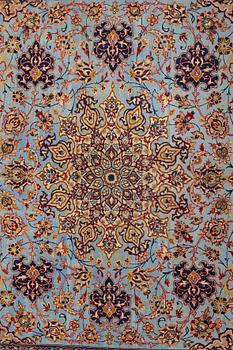 A RUG, Old Esfahan, ca 240 x 149,5 cm (+ the ends have 2,5 and 5,5 cm flat weave).