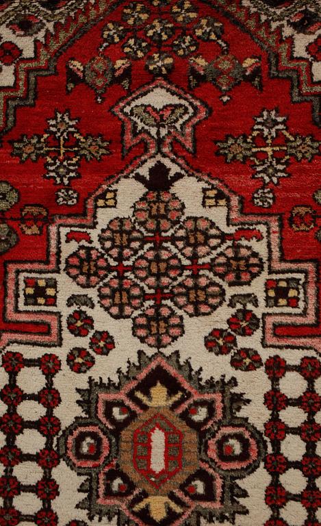 MATTA, Hamadan, old, 190x125 cm.