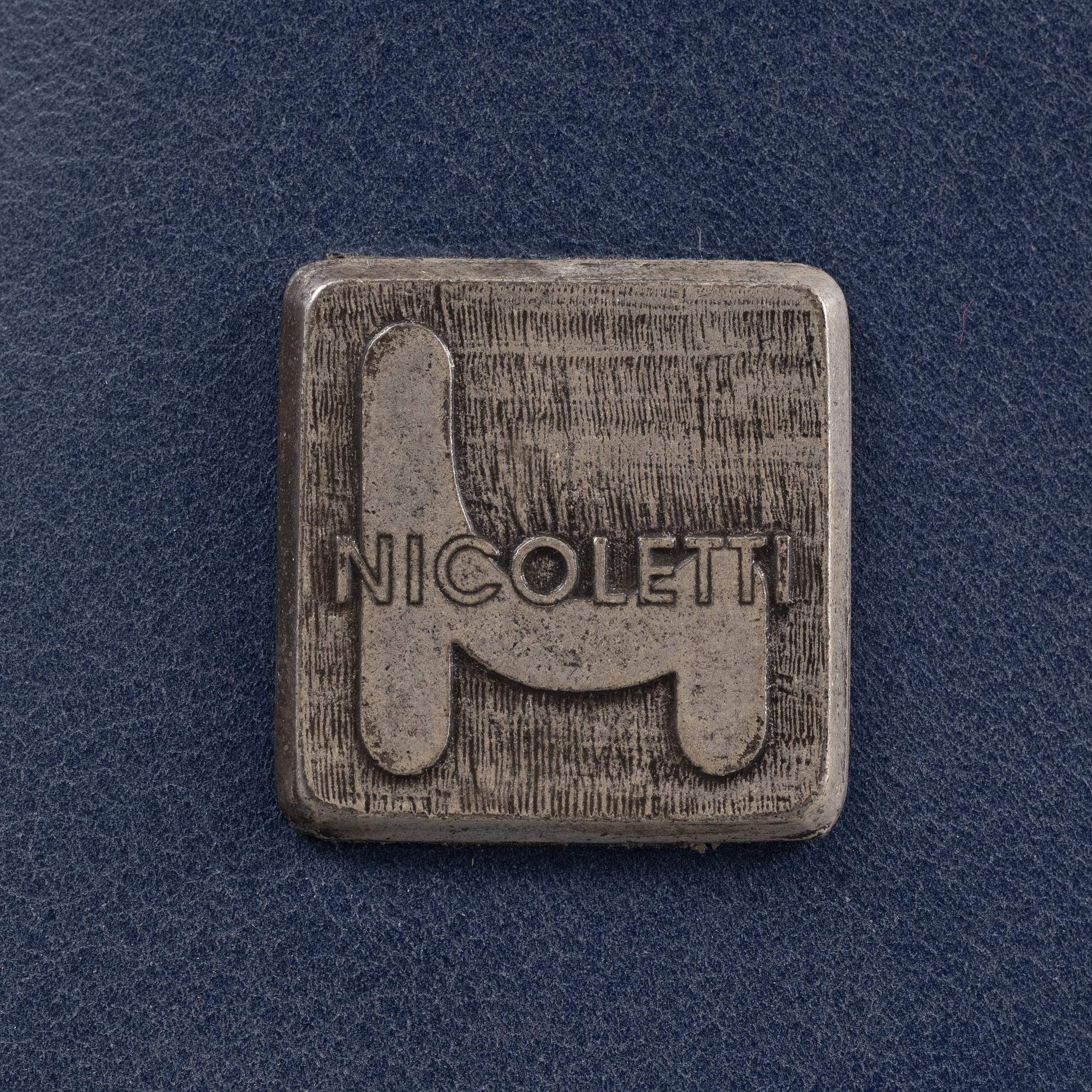 Soffa, Nicoletti, Italien, 1900-talets slut.