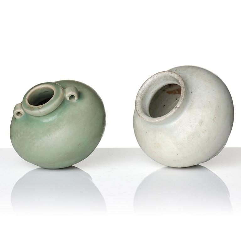 A group lot of ceramics for the Southeast Asian market, 14/16th century. (7 pieces).