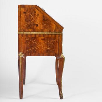 A Gustavian late 18th century secretaire attributed to Jonas Hultsten (master in Stockholm 1773-1794).