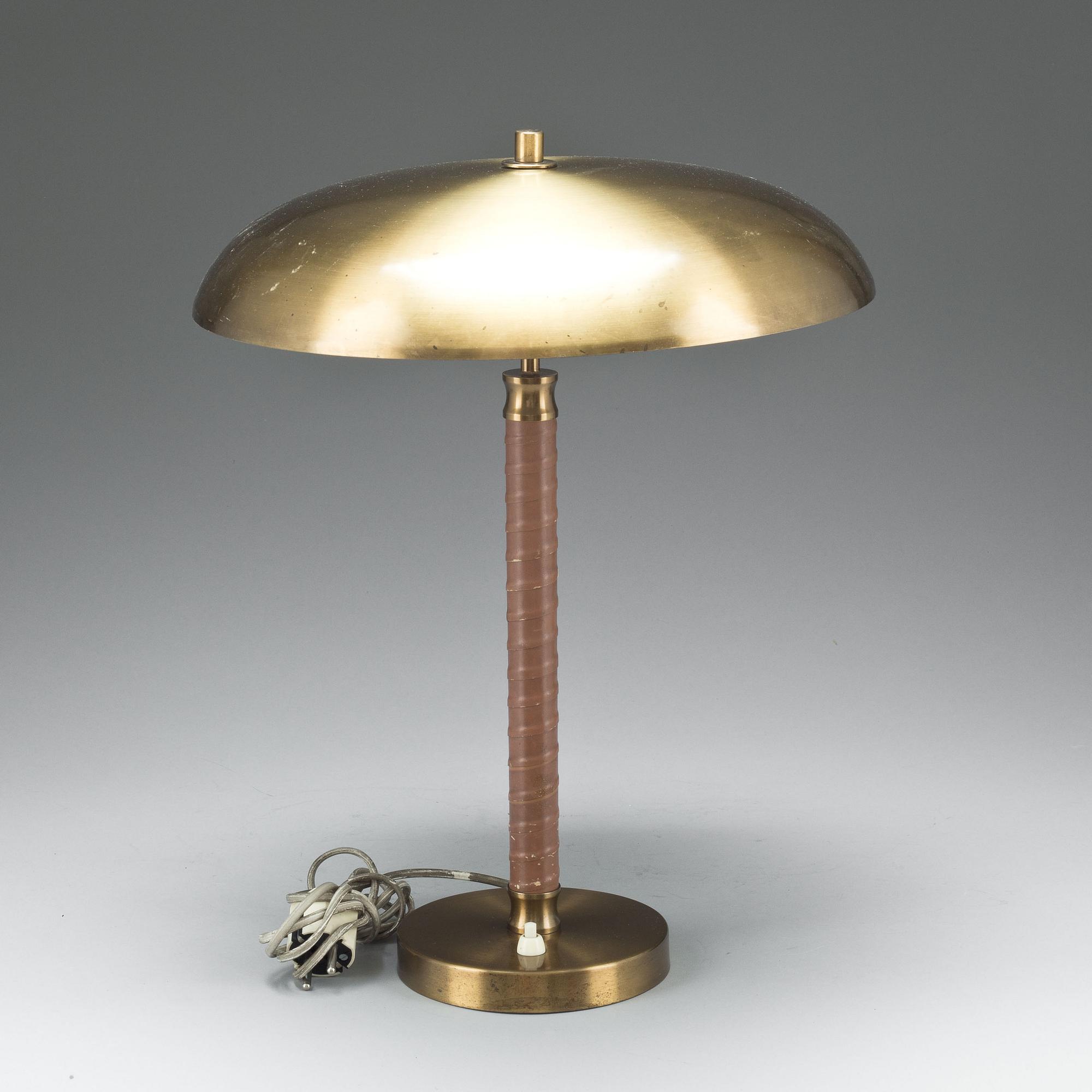 BORDSLAMPA, 1900-talets mitt.