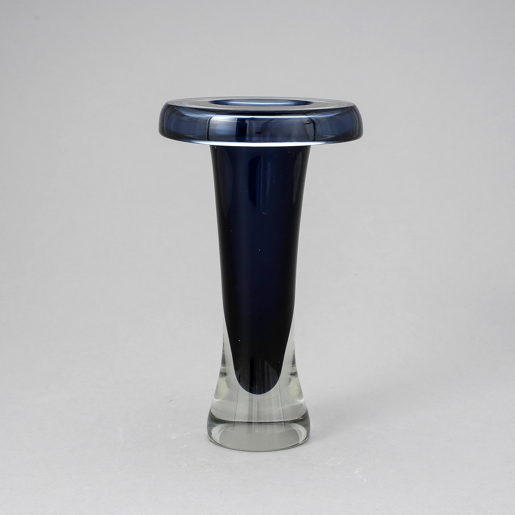 VAS, glas, Notsjö Nuutajärvi, daterad -62.