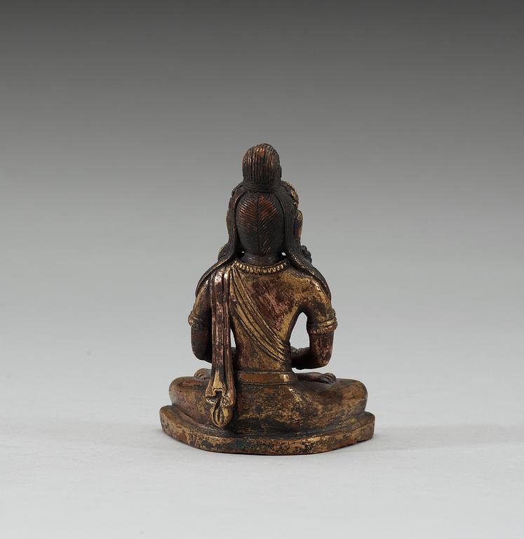 BUDDHA med RELIKSKRIN, brons. Sinotibetansk, 16/1700-tal.