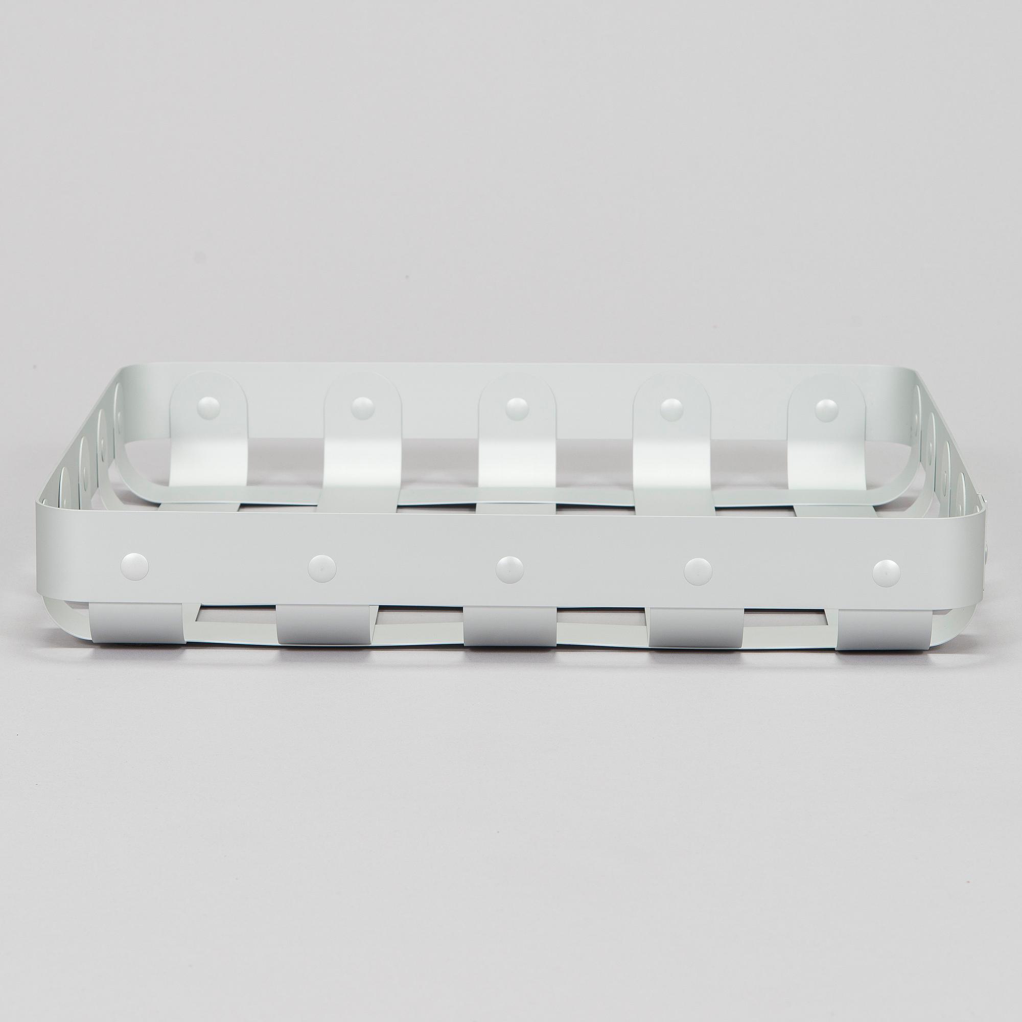 Eero Aarnio, kori, malli EA06 B "CrissCross", Alessi, 2013.