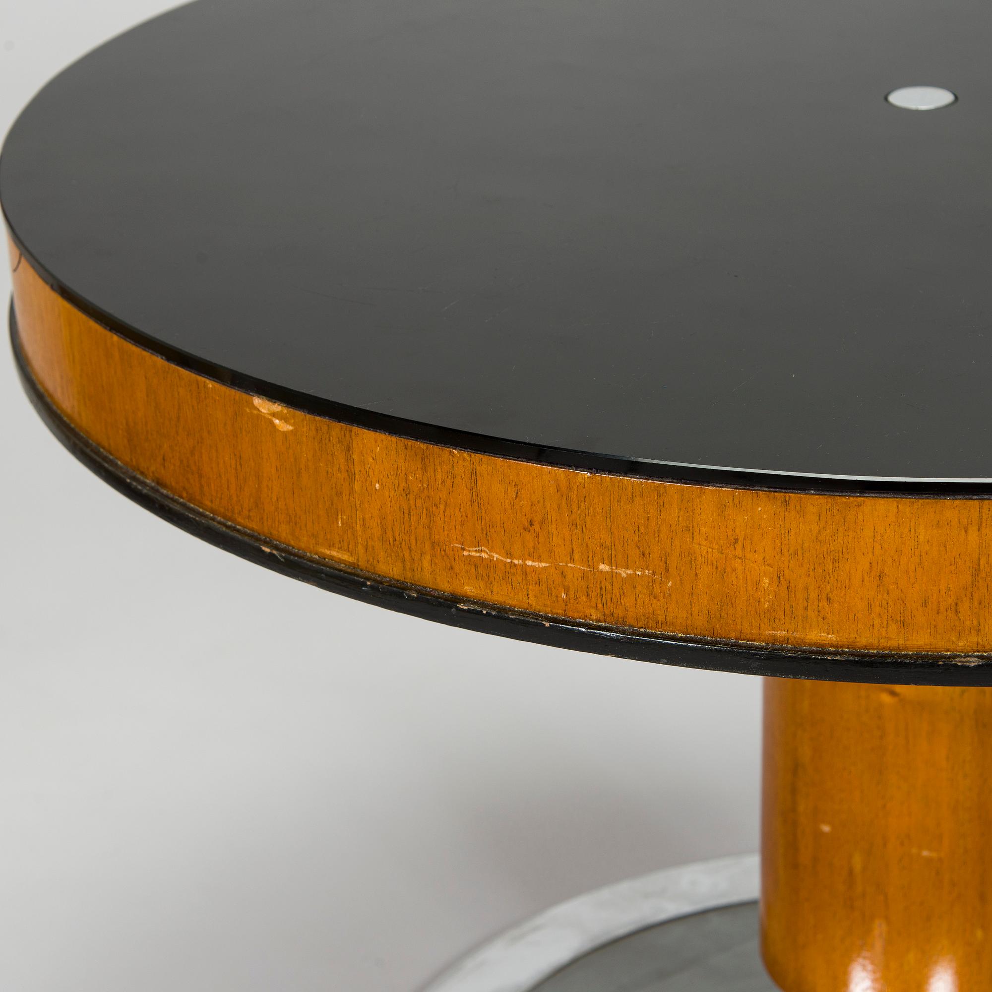 Pauli Blomstedt, a pair of 1930s armchairs and table for Merivaara Ltd.