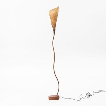 Golvlampa samtida.