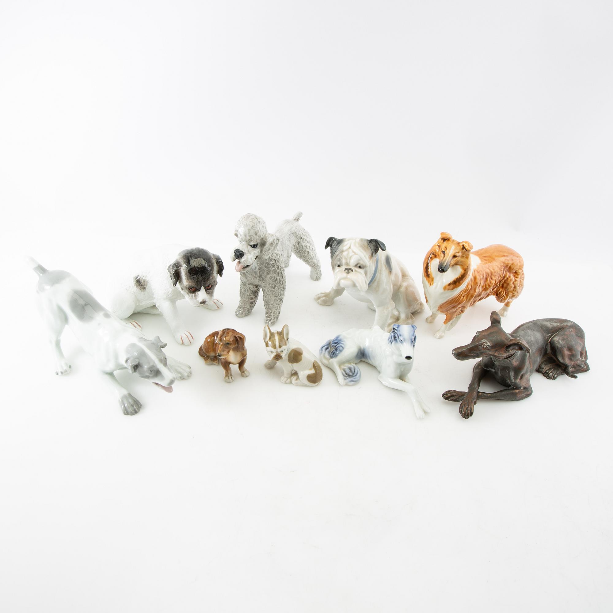 Figurines 9 pcs 20th century porcelain and metal.