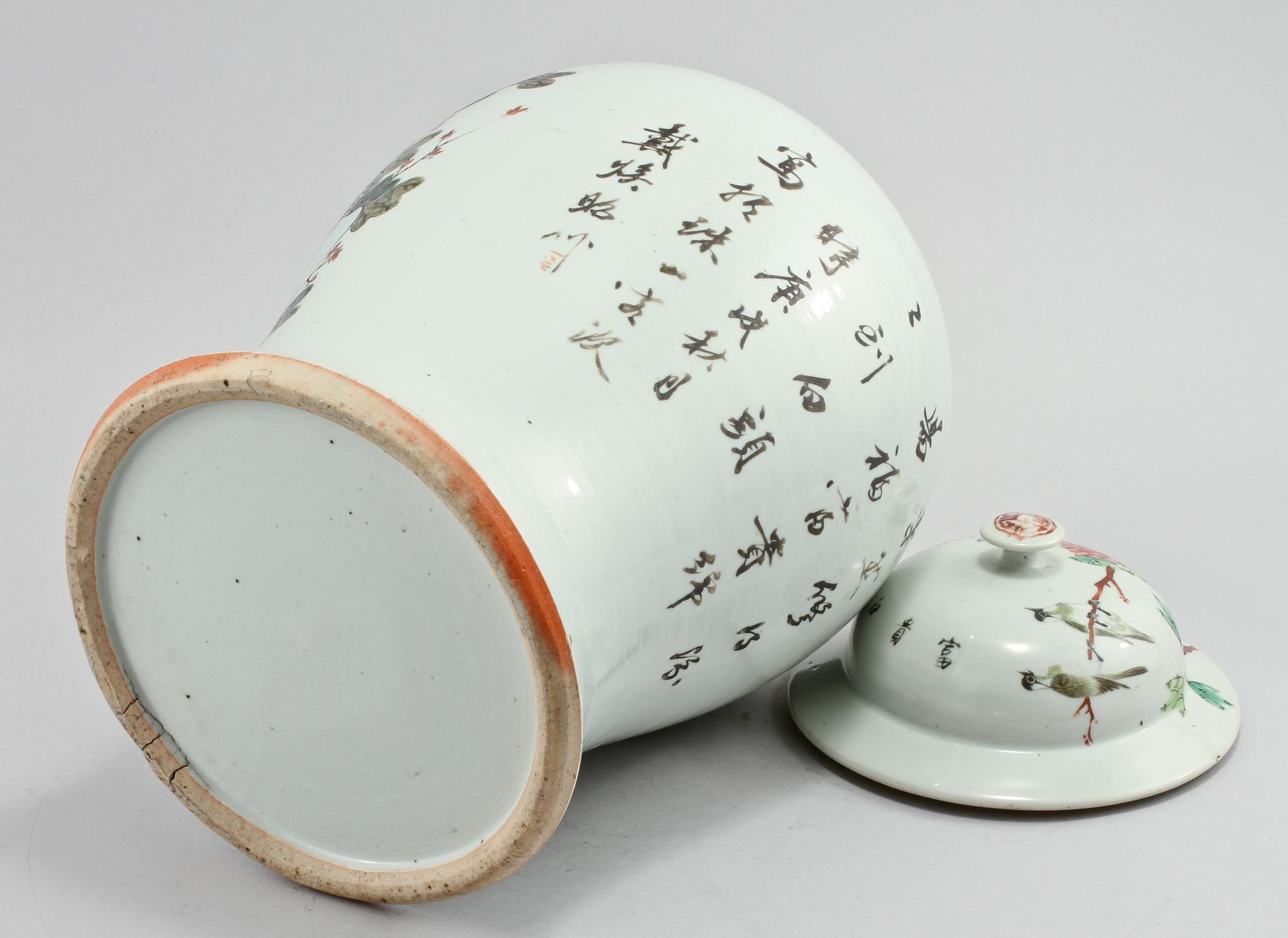 LOCKURNA, porslin, Kina 1800-tal.