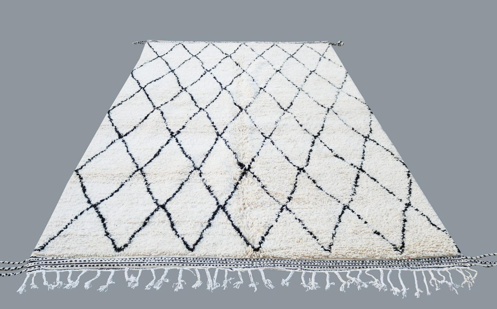 Matto, Morocco, ca 310 × 215 cm.