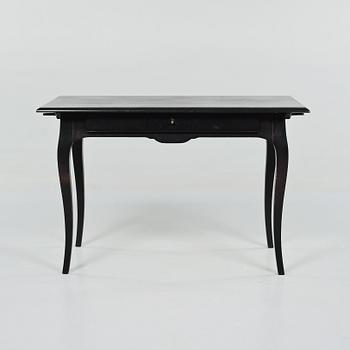 SKRIVBORD, "Österbybruk", ur IKEA:s 1700-tals serie, 1900-talets sista kvartal.
