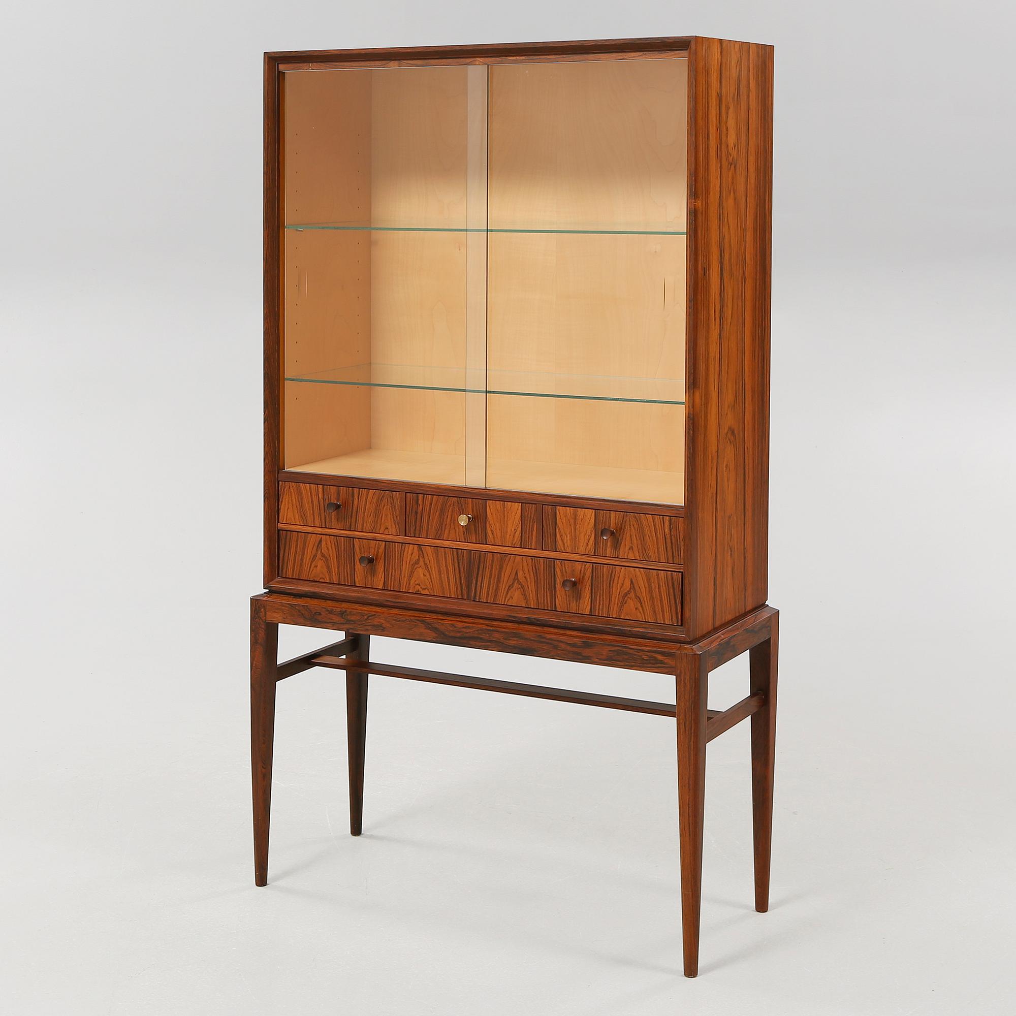 A vitrine by Svante Skogh, Seffle Möbelfabrik, second half of the 20th century. CITES-certificate.