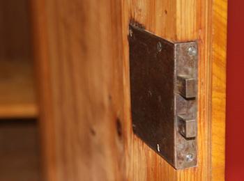 SALSSKÅP, 1700-tal.