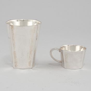 PUNCHBÄGARE, 4 st, samt BÄGARE, 6 st, nysilver, Sigvard Bernadotte, Gense, 1900-talets andra hälft.