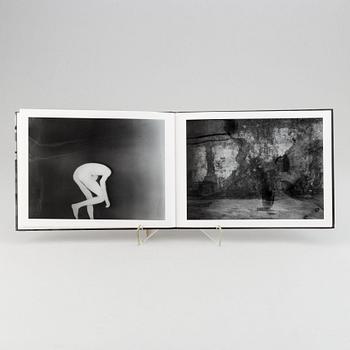 Daisuke Yokota, 2 st fotoböcker.