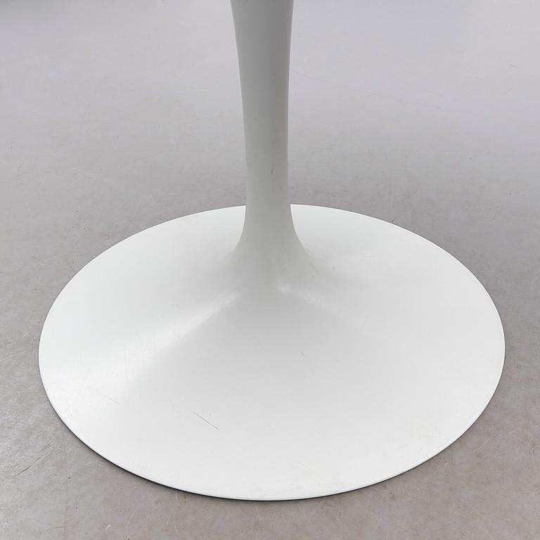 BORD, "Tulip", Eero Saarinen, Knoll International, USA.