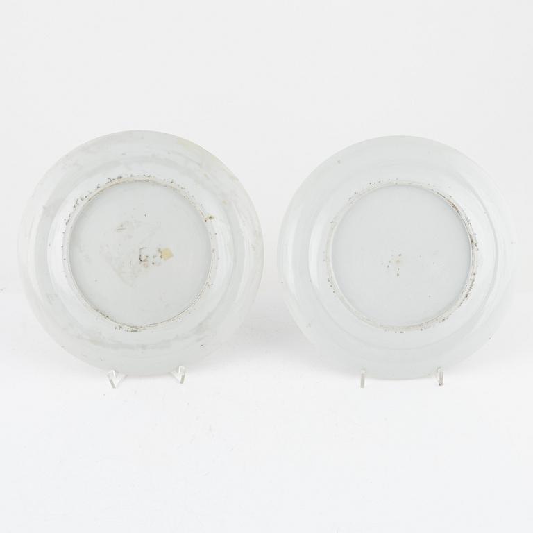13 Chinese porcelain pieces, 19th/20th century.