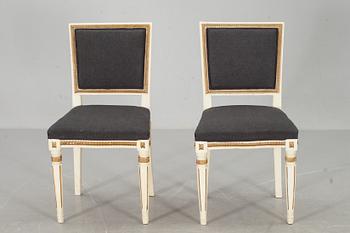 STOLAR, ett par, gustaviansk stil. Omkring 1900.
