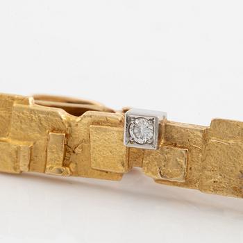 Björn Weckström, 18K gold and brilliant cut dimond tie pin. Lapponia 1989.
