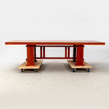 Frank Lloyd Wright, bord  "Allen" Cassina signerat och numrerat 0803 1986.