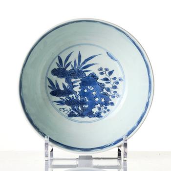 Skål, porslin. Mingdynastin, 1600-tal.